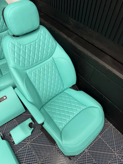 Range Rover Autobiography Tiffany Blue Interior - Range Rover Autobiography Tiffany blue interior - Executive Package (Seats, Doors, Lower Dash)