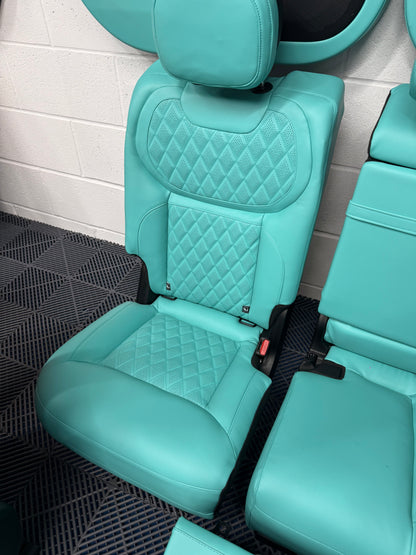 Range Rover Autobiography Tiffany Blue Interior - Range Rover Autobiography Tiffany blue interior - Executive Package (Seats, Doors, Lower Dash)